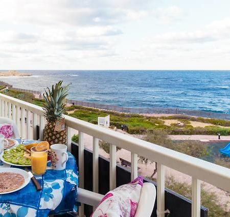 Bellavista - Comfortable Seafront Apartment With Central Heating - 3 Bedrooms, 2 Bathrooms マルサルフォーン エクステリア 写真
