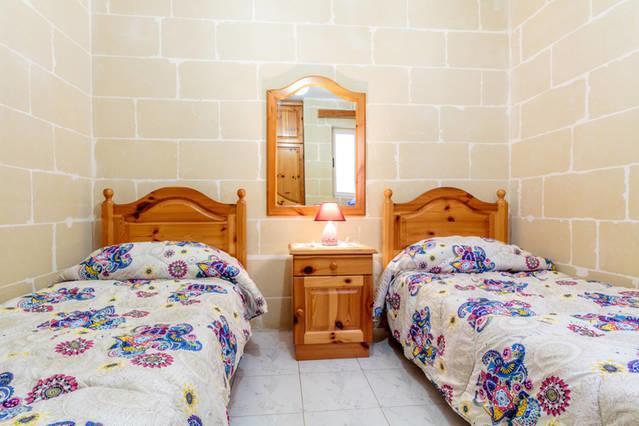 Bellavista - Comfortable Seafront Apartment With Central Heating - 3 Bedrooms, 2 Bathrooms マルサルフォーン エクステリア 写真
