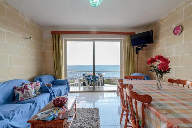 Bellavista - Comfortable Seafront Apartment With Central Heating - 3 Bedrooms, 2 Bathrooms マルサルフォーン エクステリア 写真
